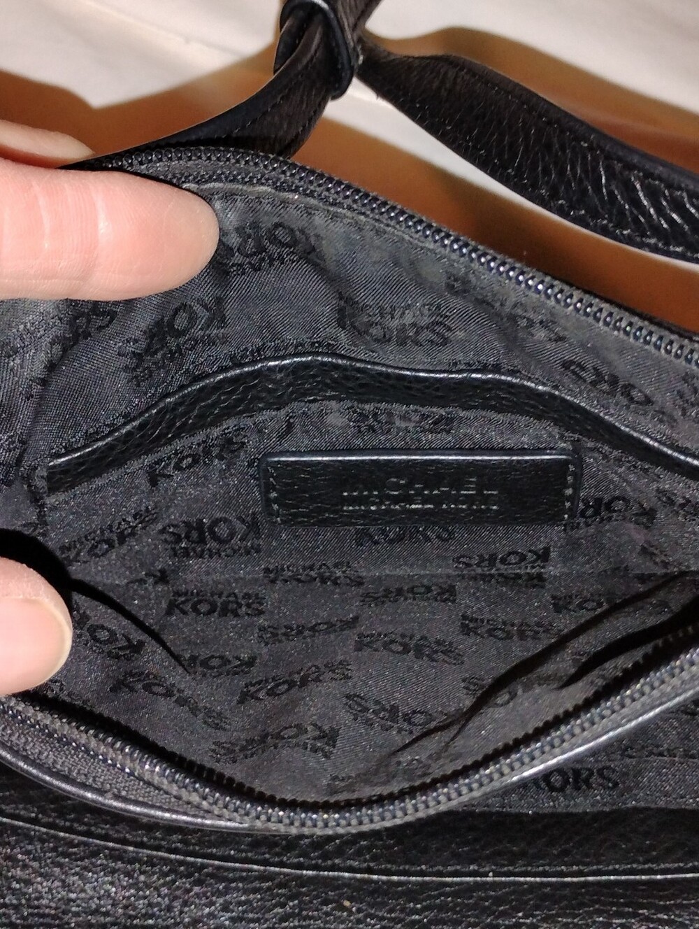 Mk Black Fulton Crossbody Bag With Built In Wallet - Picture 4 of 14